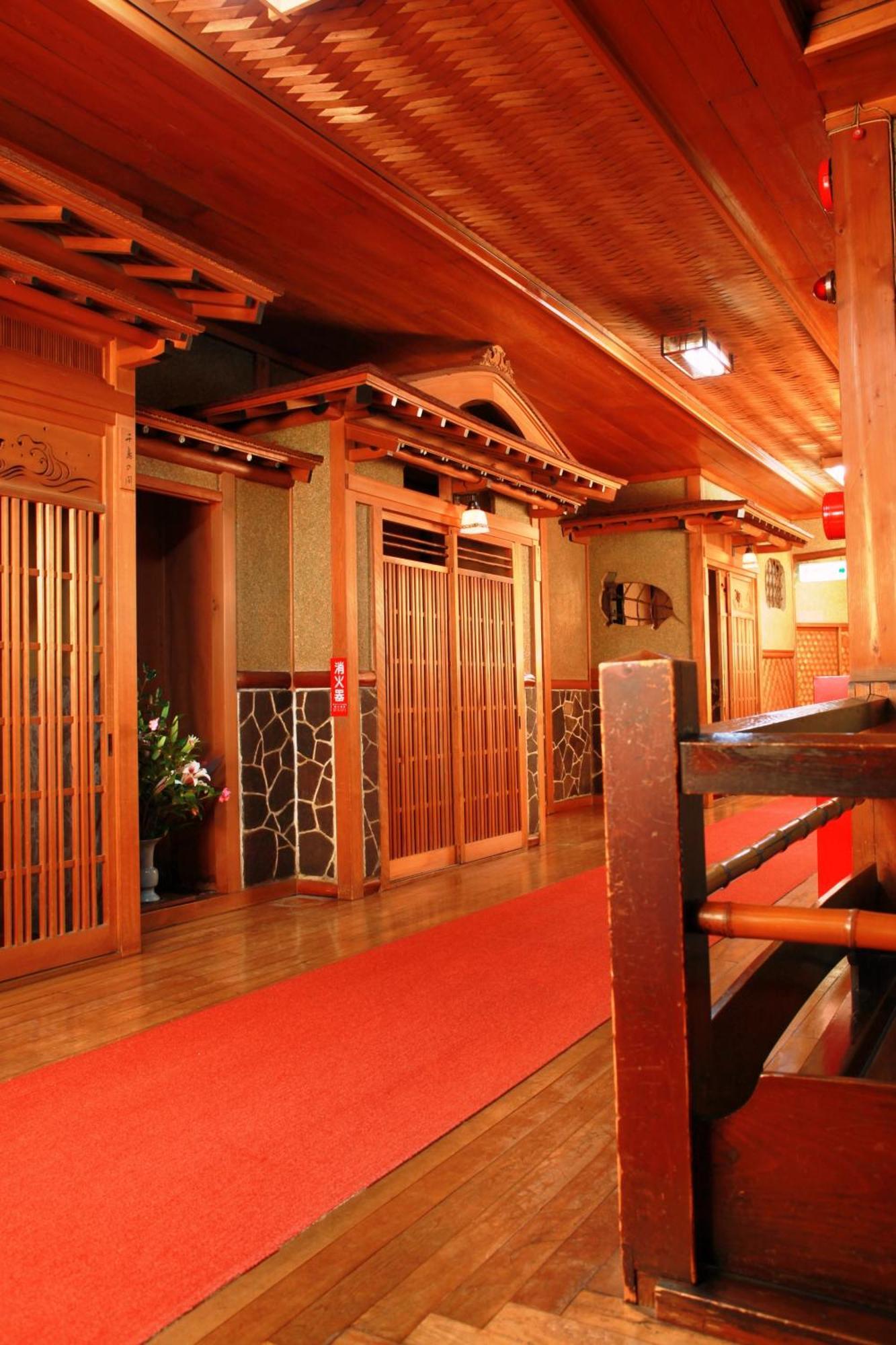 Ryokan Kaminaka Takayama  Exterior photo